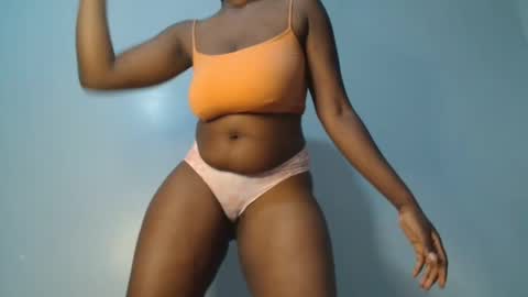 cocoalush9819 online show from 10/31/25, 07:04