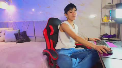 Snapshot of cococumps chatting on 05/08/26, 01:27 COCO online show from 05/08/26, 01:27