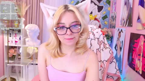 Snapshot of coconut_mia chatting on 12/02/24, 08:44 Mia online show from 12/02/24, 08:44