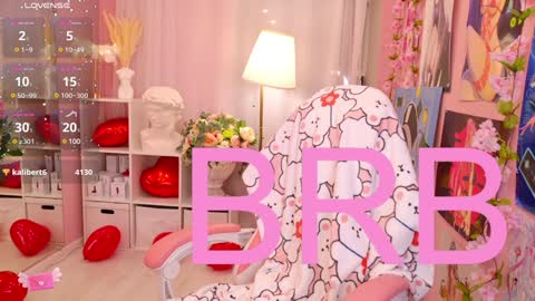 Snapshot of coconut_mia chatting on 02/08/25, 11:45 Mia online show from 02/08/25, 11:45