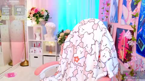 Snapshot of coconut_mia chatting on 02/22/25, 03:12 Mia online show from 02/22/25, 03:12
