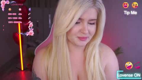 Snapshot of cocosecretss chatting on 02/14/25, 05:25 onlyfans amyleyy online show from 02/14/25, 05:25