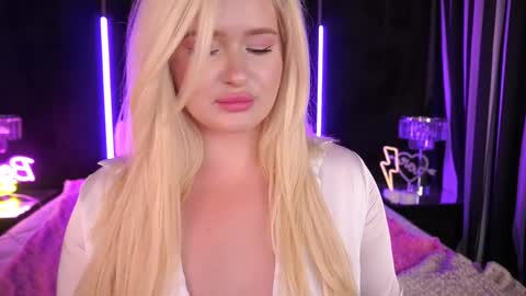 Snapshot of cocosecretss chatting on 03/10/25, 10:26 onlyfans amyleyy online show from 03/10/25, 10:26