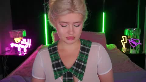 Snapshot of cocosecretss chatting on 10/07/25, 06:43 onlyfans amyleyy online show from 10/07/25, 06:43