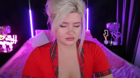 Snapshot of cocosecretss chatting on 10/22/25, 07:08 onlyfans amyleyy online show from 10/22/25, 07:08