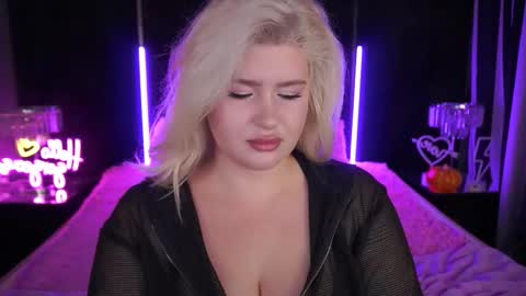onlyfans amyleyy online show from 11/09/25, 07:50