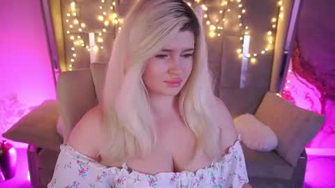 onlyfans amyleyy online show from 06/12/26, 07:18