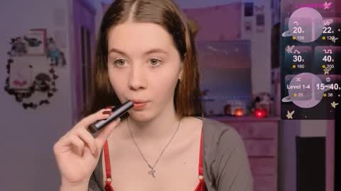 Snapshot of coddleweeper chatting on 09/17/25, 07:26 Hello guys my name is Coddle online show from 09/17/25, 07:26