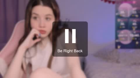 Snapshot of coddleweeper chatting on 11/14/25, 02:32 Hello guys my name is Coddle online show from 11/14/25, 02:32