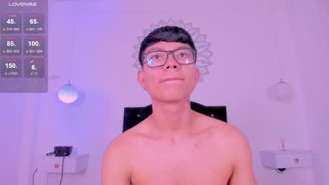 Snapshot of codytwink_ chatting on 11/03/25, 05:25 Cody online show from 11/03/25, 05:25