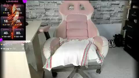 Snapshot of coffee_hot chatting on 07/15/26, 02:33 laurita online show from 07/15/26, 02:33