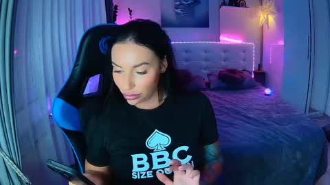 Ur goddess Nikki online show from 09/25/25, 10:52