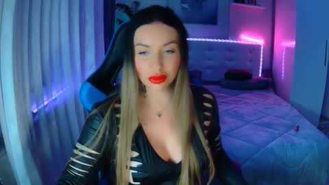 Snapshot of cokeyspeed69 chatting on 01/19/26, 11:03 Ur goddess Nikki online show from 01/19/26, 11:03
