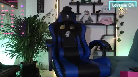 Snapshot of colby_scott chatting on 10/31/25, 01:23 Colby Scott online show from 10/31/25, 01:23