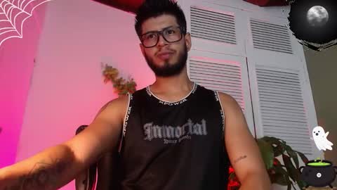 Snapshot of colby_smit chatting on 10/18/25, 07:36 Colby online show from 10/18/25, 07:36