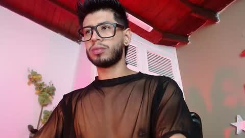 Snapshot of colby_smit chatting on 11/17/25, 05:08 Colby online show from 11/17/25, 05:08