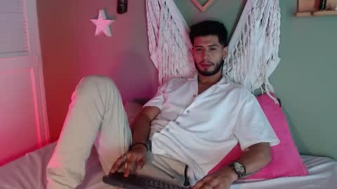 Snapshot of colby_smit chatting on 11/19/25, 03:50 Colby online show from 11/19/25, 03:50