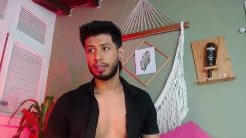 Snapshot of colby_smit chatting on 11/24/25, 08:41 Colby online show from 11/24/25, 08:41