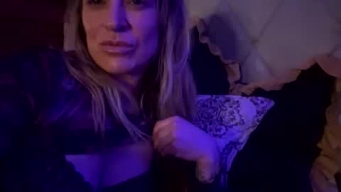 coldhearted69buthot online show from 12/17/25, 05:24