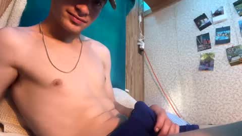 Snapshot of coleeen67 chatting on 11/03/25, 12:06 coleeen67 online show from 11/03/25, 12:06