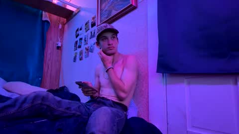 Snapshot of coleeen67 chatting on 11/07/25, 02:00 coleeen67 online show from 11/07/25, 02:00