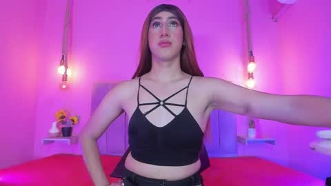         online show from 10/22/25, 12:05