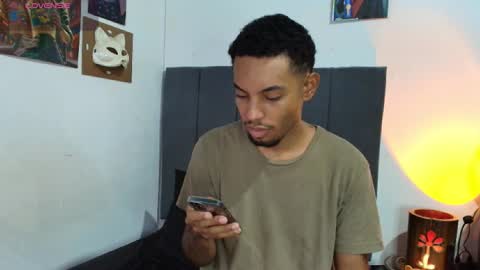 Snapshot of colinlatinbrown chatting on 10/03/25, 10:45 IG online show from 10/03/25, 10:45