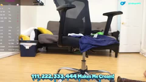 College001 online show from 07/18/26, 01:48