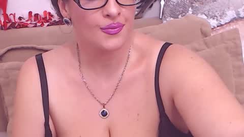 Maddison online show from 01/05/25, 08:21
