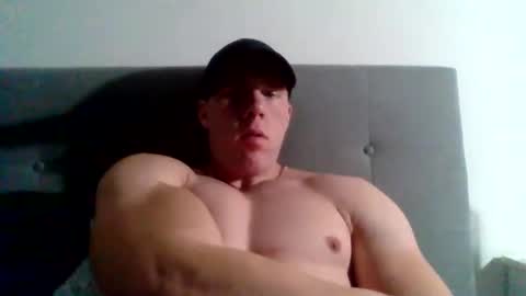 Snapshot of college_muscle chatting on 01/03/25, 11:57 foreverxshredded online show from 01/03/25, 11:57