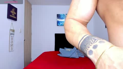 college_muscle_ass online show from 06/06/26, 11:59