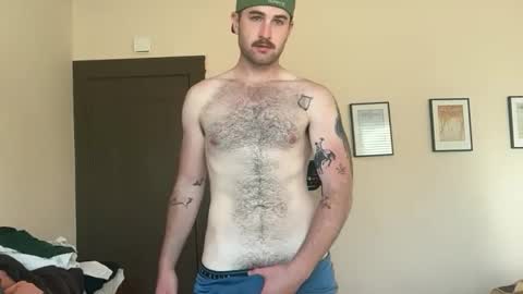 Snapshot of collegeboy417 chatting on 10/20/25, 09:37 collegeboy417 online show from 10/20/25, 09:37