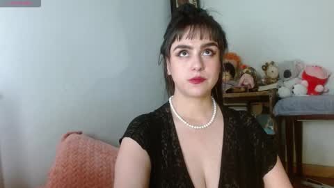 Snapshot of collette_beaufoy chatting on 12/05/25, 07:06 Collette online show from 12/05/25, 07:06