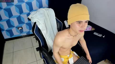 collinstone online show from 01/04/25, 02:46