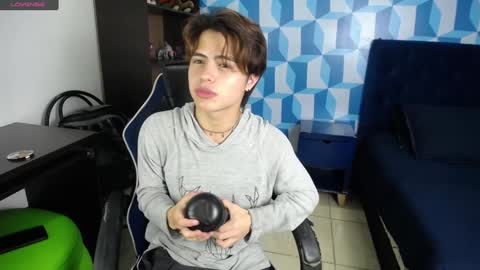 collinstone online show from 01/10/25, 08:04