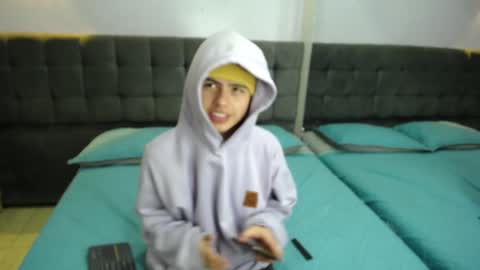 collinstone online show from 01/23/25, 07:29