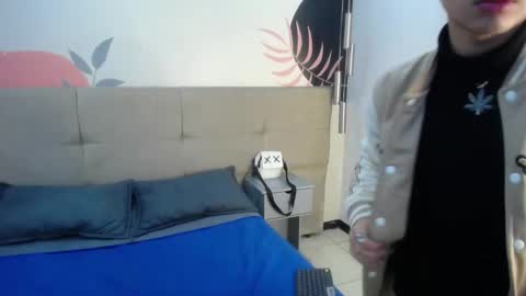 collinstone online show from 03/07/25, 09:06