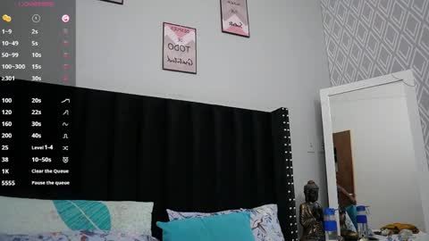 Snapshot of colombia_mommy_ chatting on 06/09/26, 12:06 GRETCHEN online show from 06/09/26, 12:06
