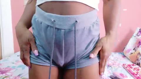 Lauren online show from 10/30/25, 08:20