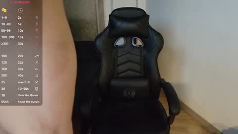 Snapshot of colombianmuscle8 chatting on 09/24/25, 03:10 colombianmuscle8 online show from 09/24/25, 03:10