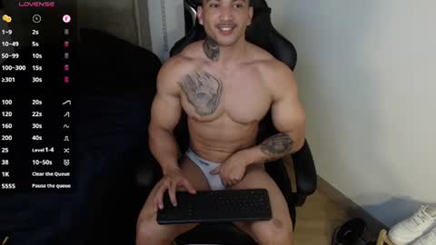 colombianmuscle8 online show from 06/10/26, 03:50