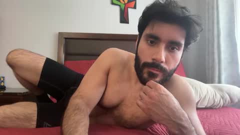 Snapshot of colombianstud94 chatting on 02/24/26, 05:44 colombianstud94 online show from 02/24/26, 05:44