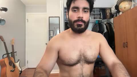 Snapshot of colombianstud94 chatting on 04/15/26, 10:21 colombianstud94 online show from 04/15/26, 10:21