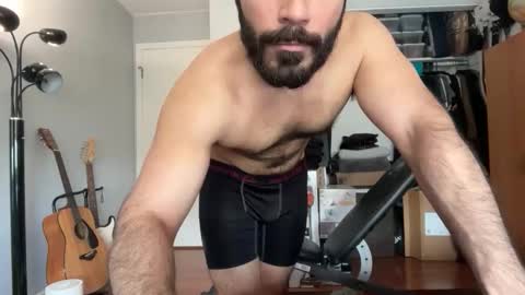 Snapshot of colombianstud94 chatting on 04/23/26, 12:40 colombianstud94 online show from 04/23/26, 12:40