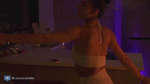Laura online show from 12/05/24, 03:04
