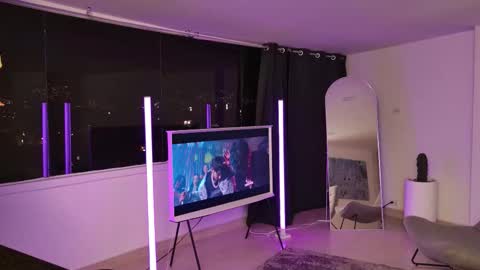 Snapshot of colton_mars chatting on 10/22/25, 12:11 Jhoan online show from 10/22/25, 12:11