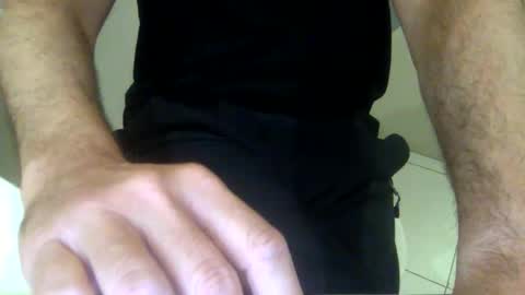 Snapshot of come1983 chatting on 06/11/26, 02:59 come1983 online show from 06/11/26, 02:59