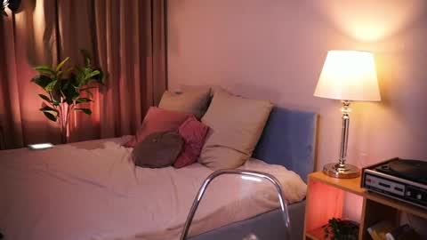 Audrey online show from 05/06/26, 02:11