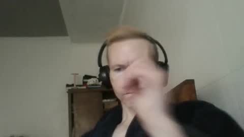 Snapshot of comecontrol chatting on 09/15/25, 09:09 comecontrol online show from 09/15/25, 09:09