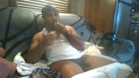 Snapshot of comesuckthisdick111 chatting on 06/28/26, 06:41 comesuckthisdick111 online show from 06/28/26, 06:41